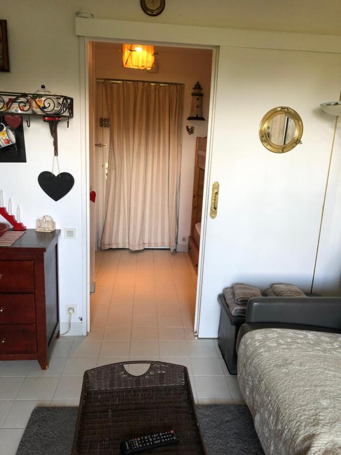 Studio En Rez De Jardin -"Le Petit Nid" A Trouville Экстерьер фото