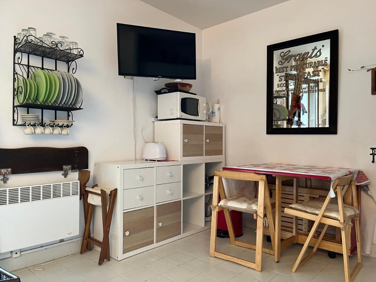 Studio En Rez De Jardin -"Le Petit Nid" A Trouville Экстерьер фото